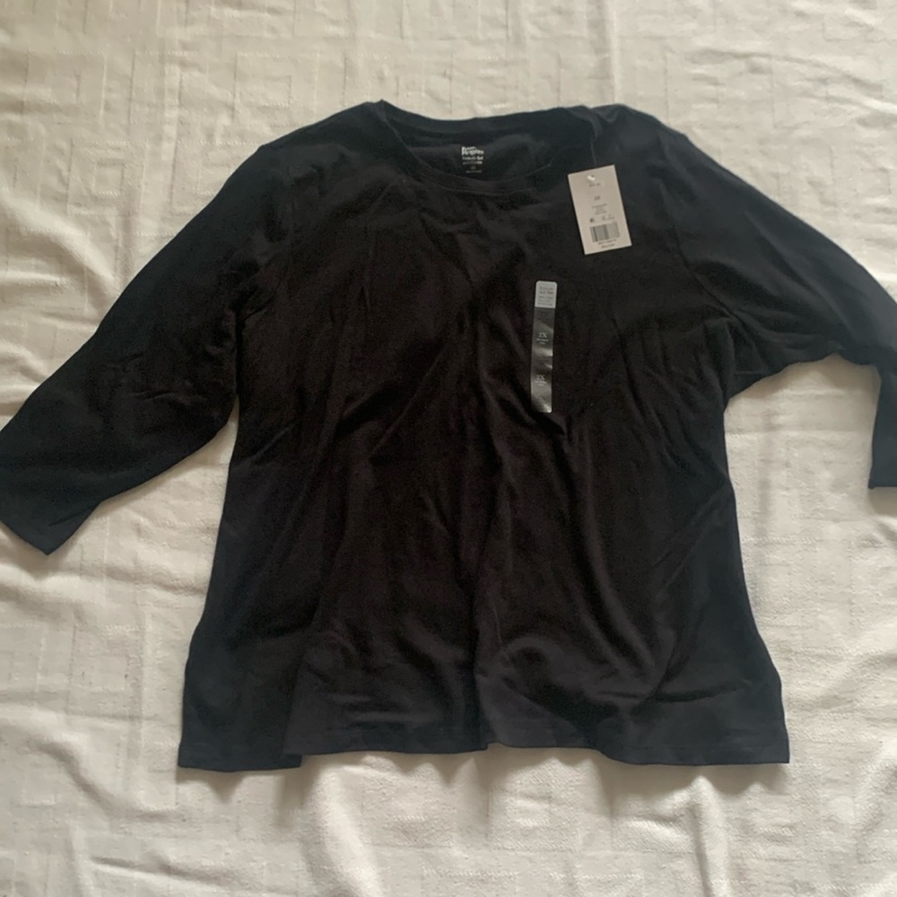 NWT Kim Rogers Top